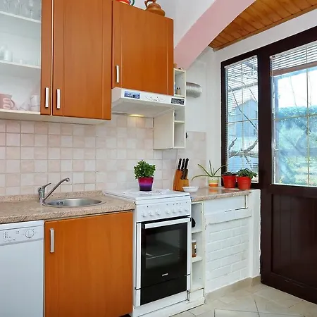 Rutak Apartment *